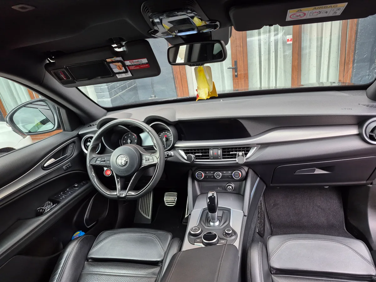 Alfa Romeo Stelvio 2017 — photo 4