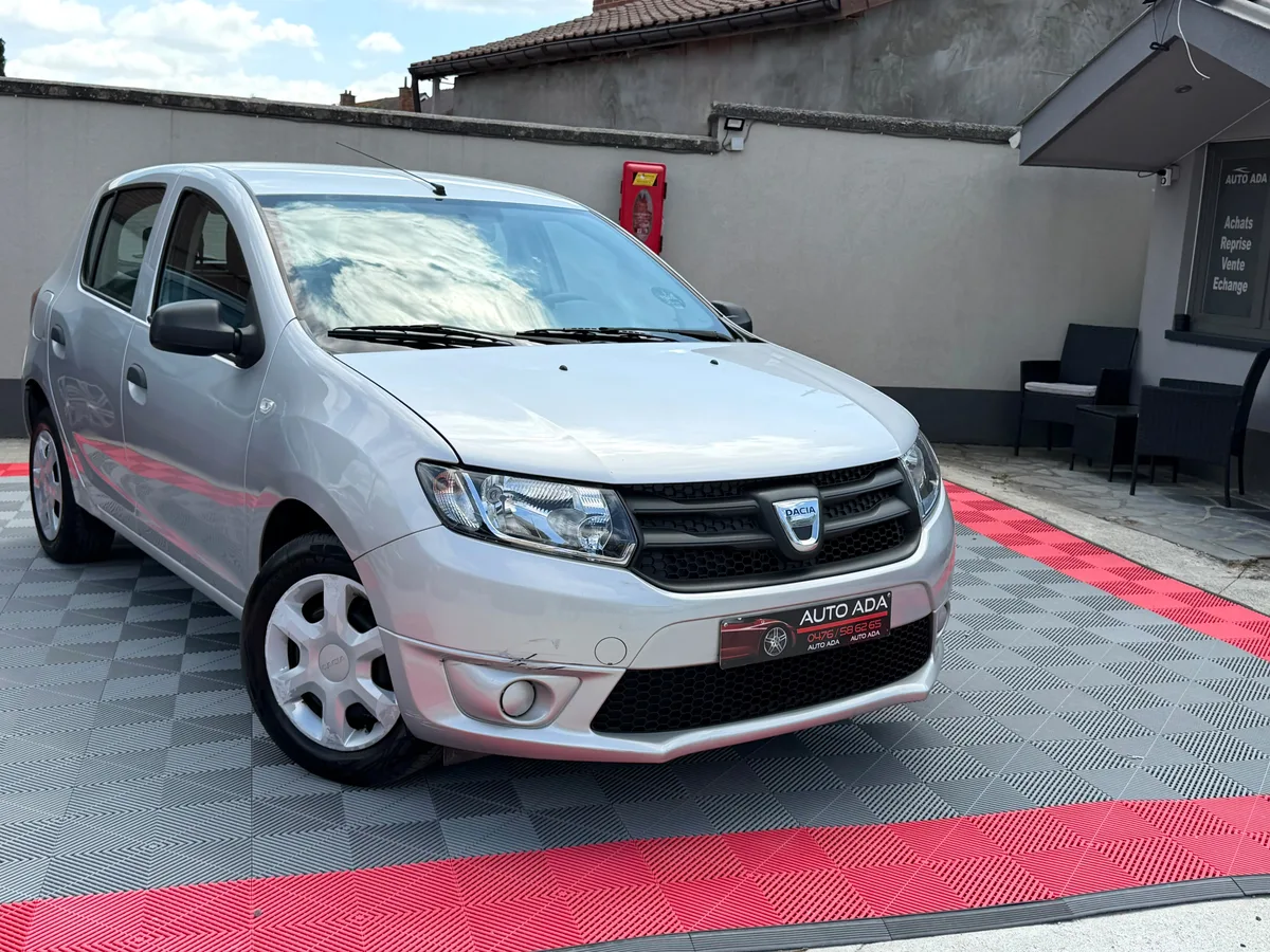 Dacia Sandero 2014 — photo 1