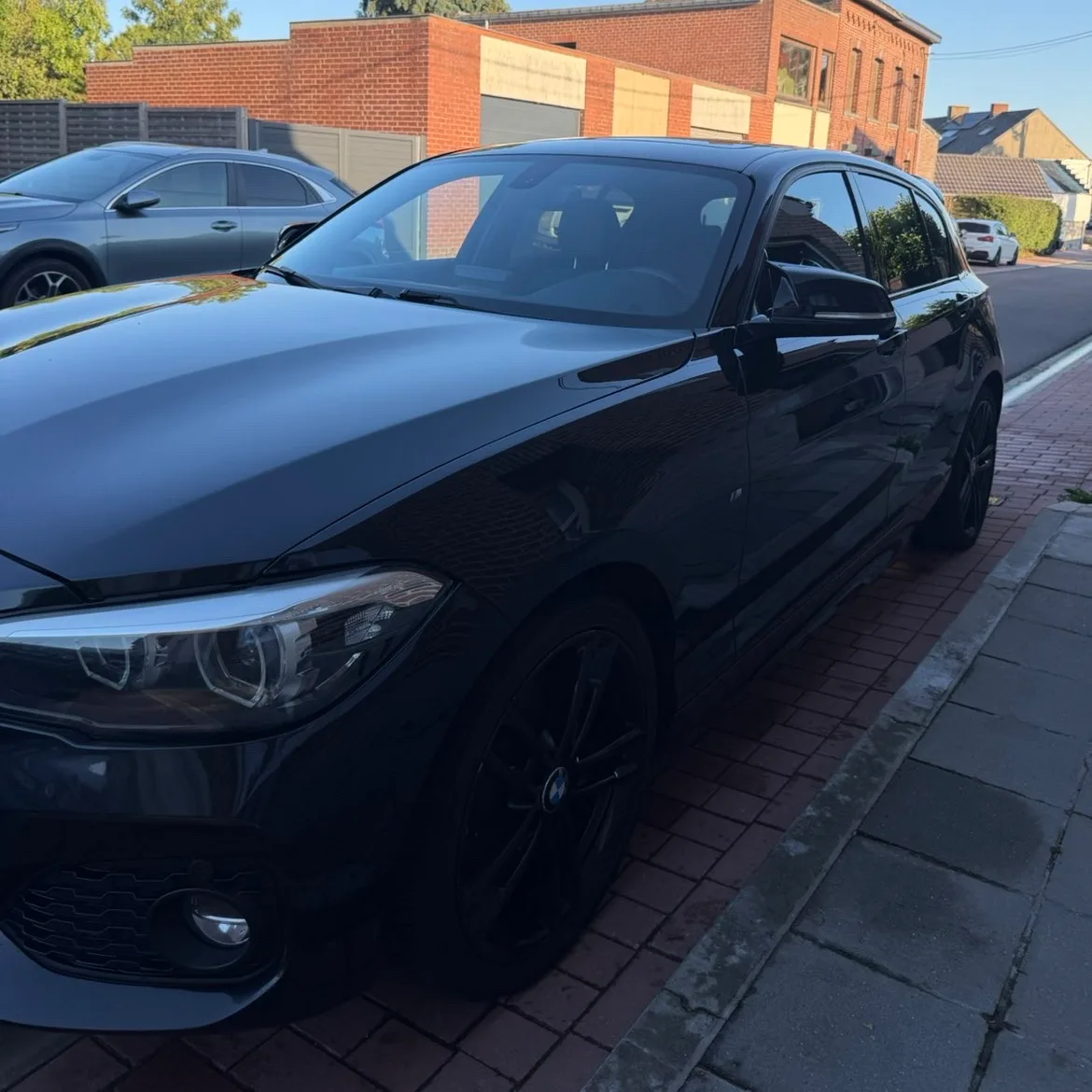 BMW 120i 2019 — photo 3