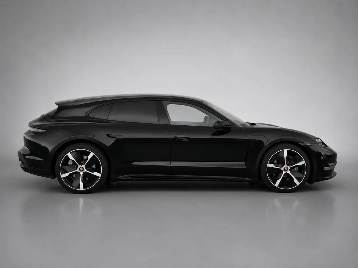Porsche Taycan 2022 — photo 1