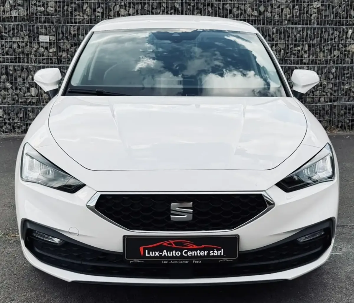 SEAT Leon 2022 — photo 2