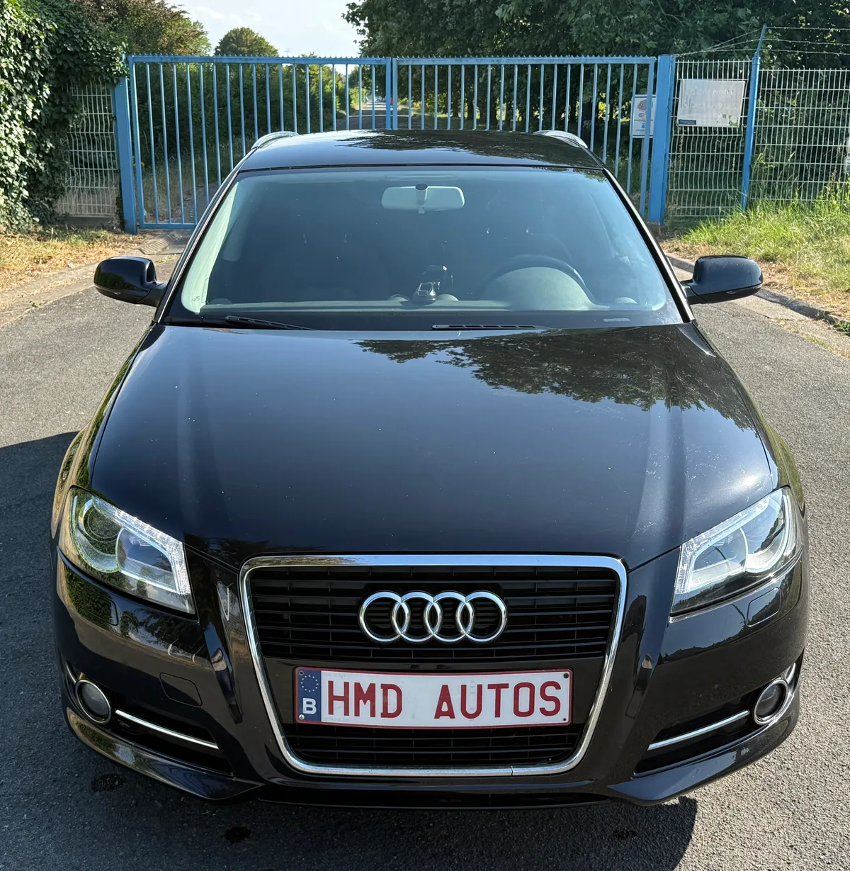 Audi A3 2011 — photo 2