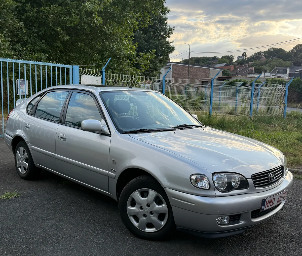 Toyota Corolla 2001 — photo 3