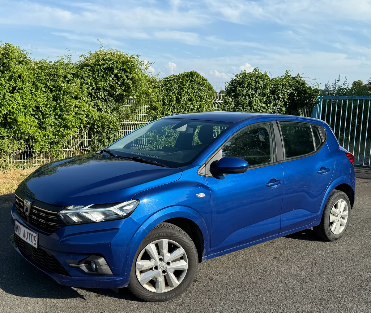 Dacia Sandero 2022 — photo 1