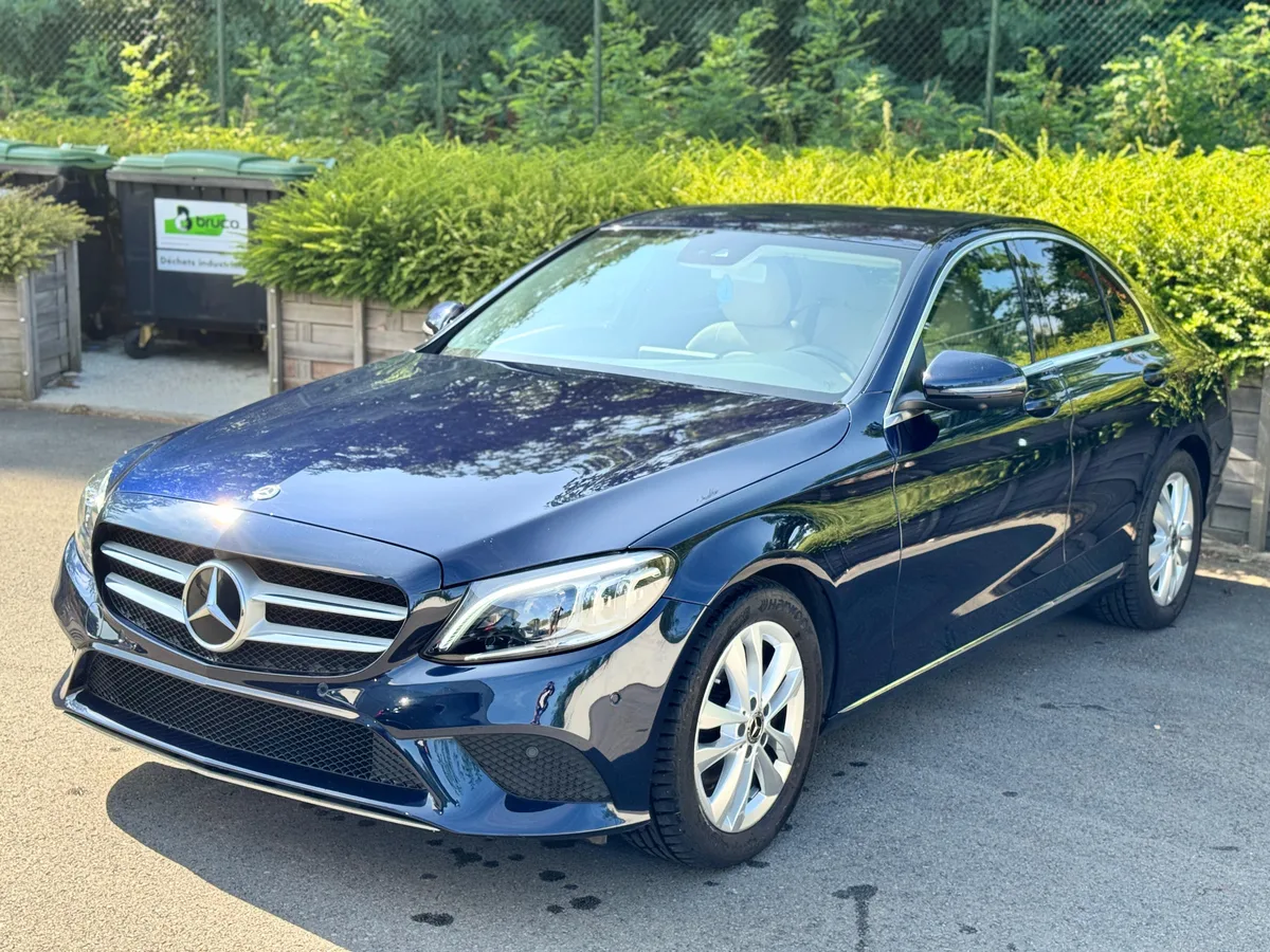 Mercedes-Benz Classe C 2020 — photo 1