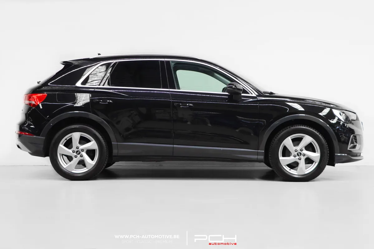 Audi Q3 2022 — photo 4