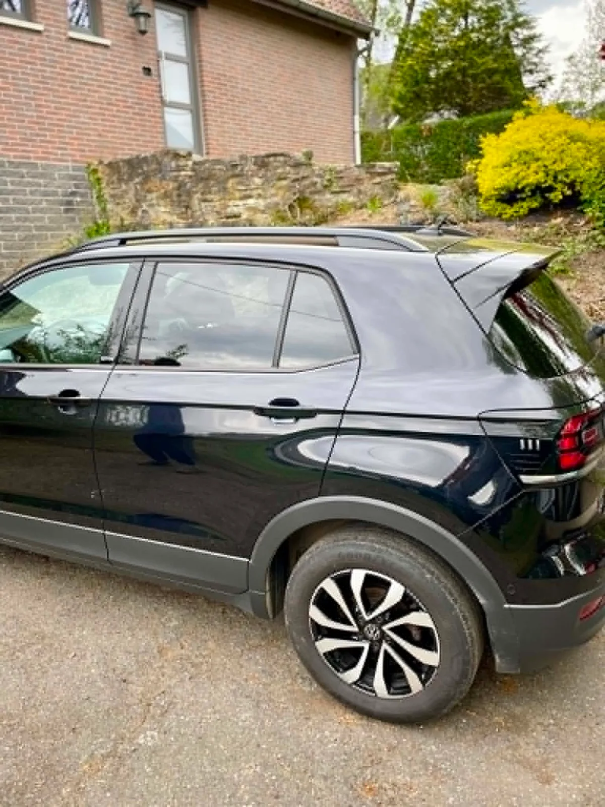 Volkswagen T-Cross 2022 — photo 1
