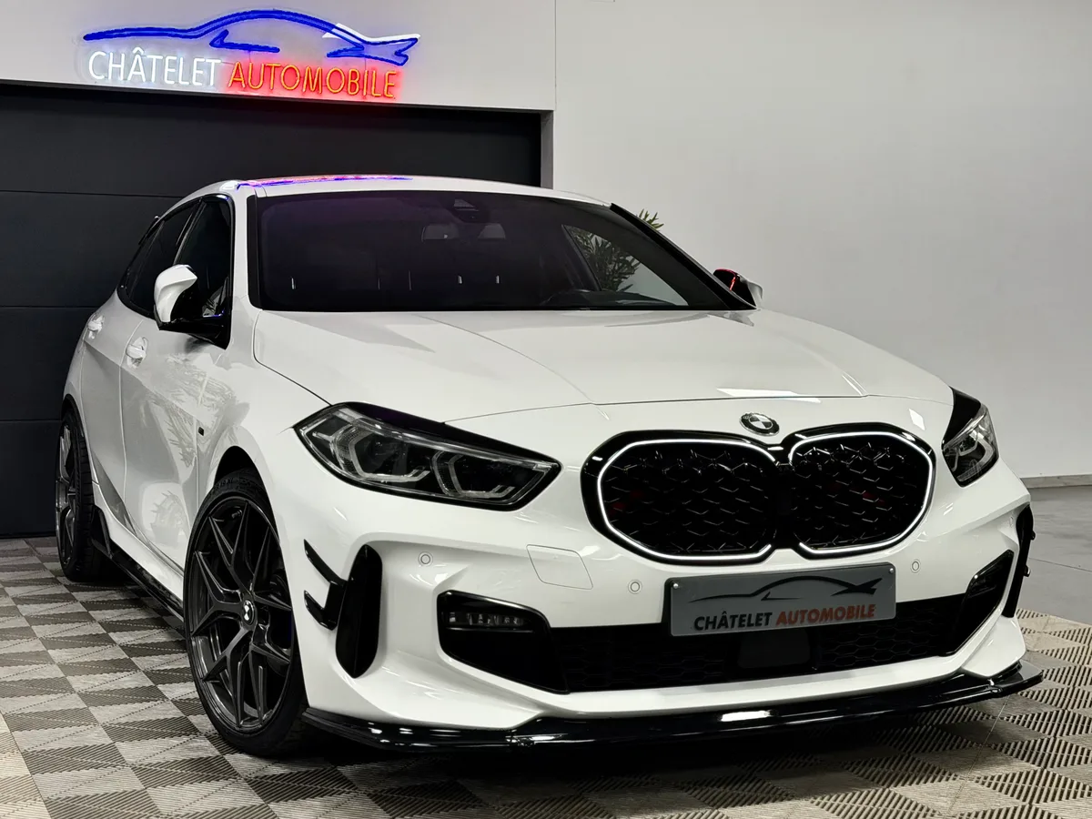 BMW 118 2019 — photo 2