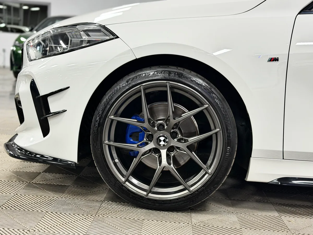 BMW 118 2019 — photo 4