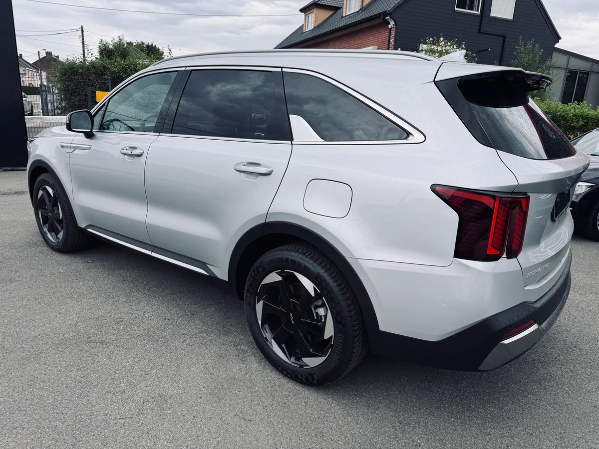 KIA Sorento 2025 — photo 4
