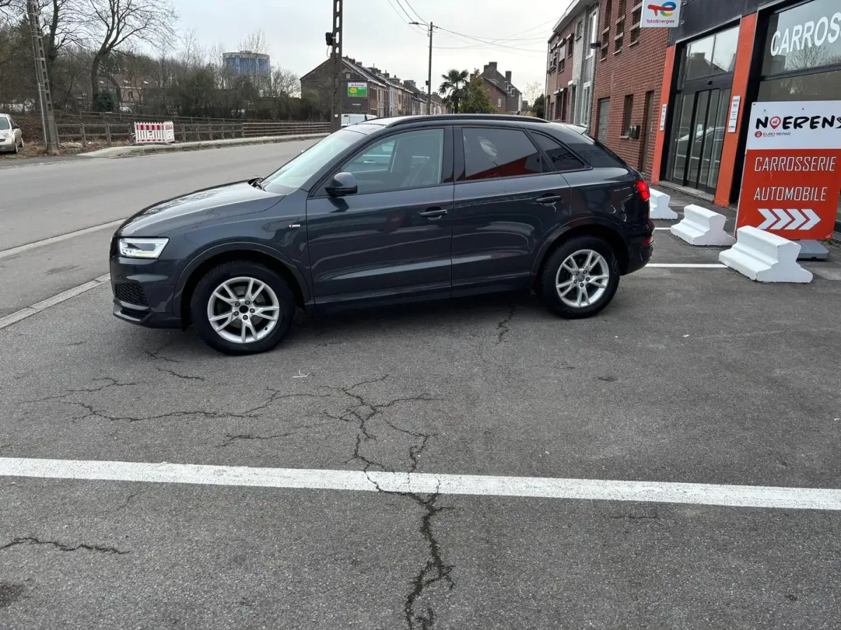 Audi Q3 2018 — photo 2