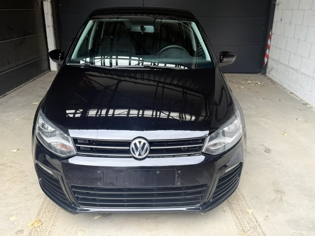 Volkswagen Polo 2010 — photo 2