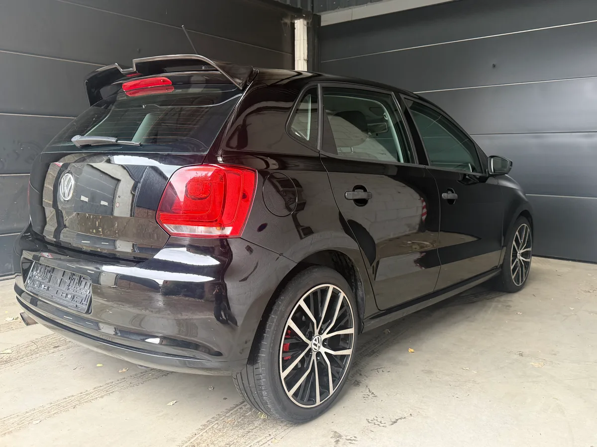 Volkswagen Polo 2010 — photo 4