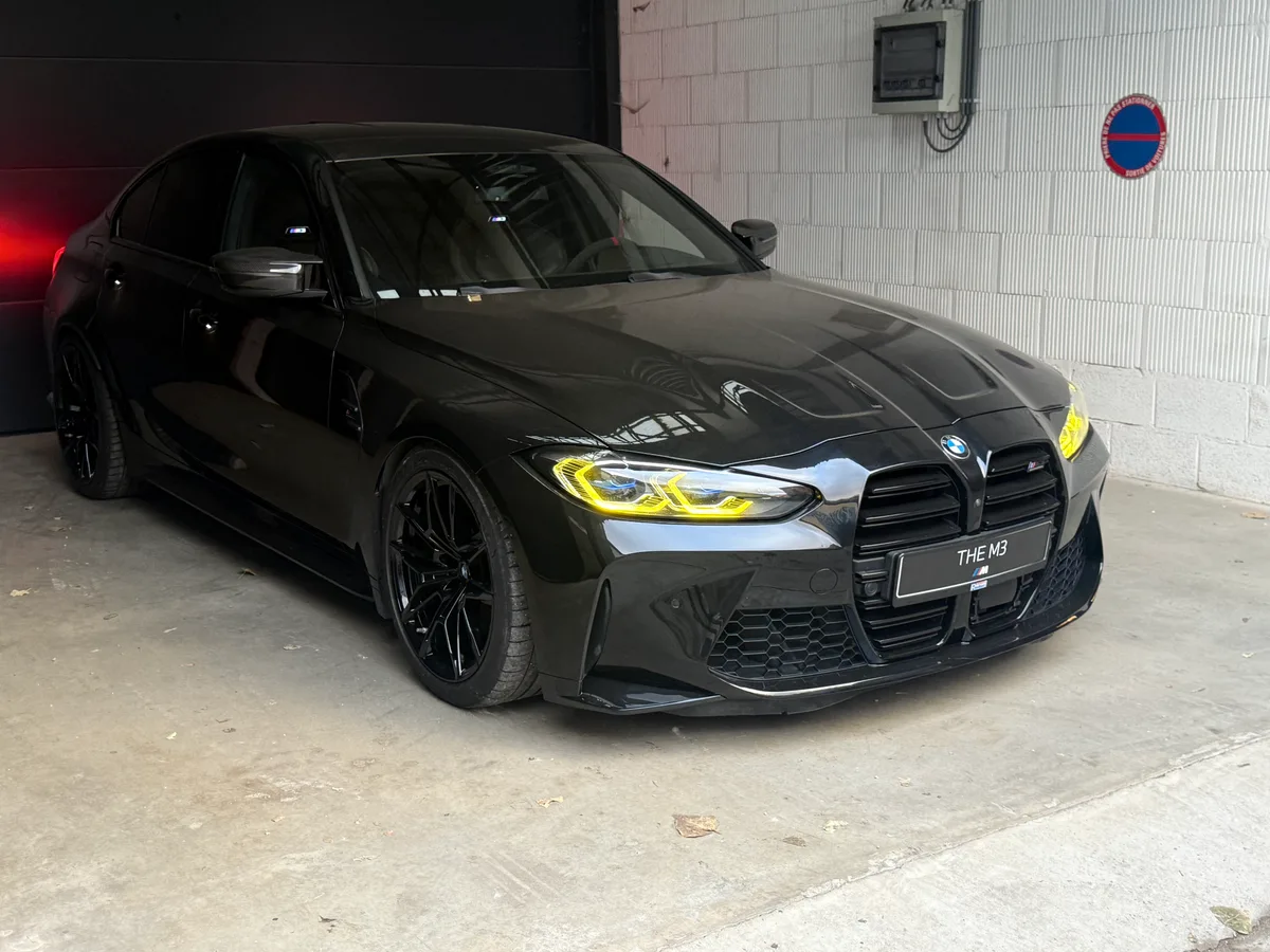 BMW M3 2021 — photo 2