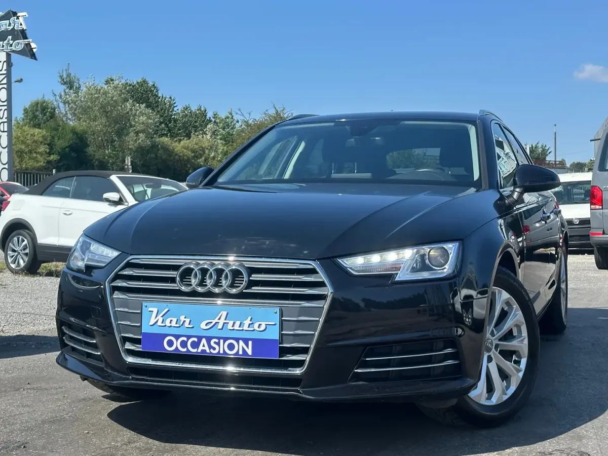 Audi A4 2018 — photo 1