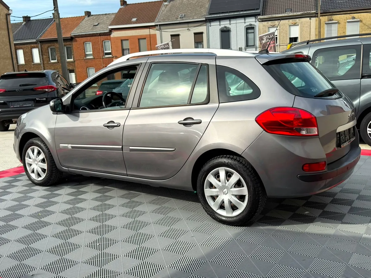 Renault Clio 2012 — photo 4