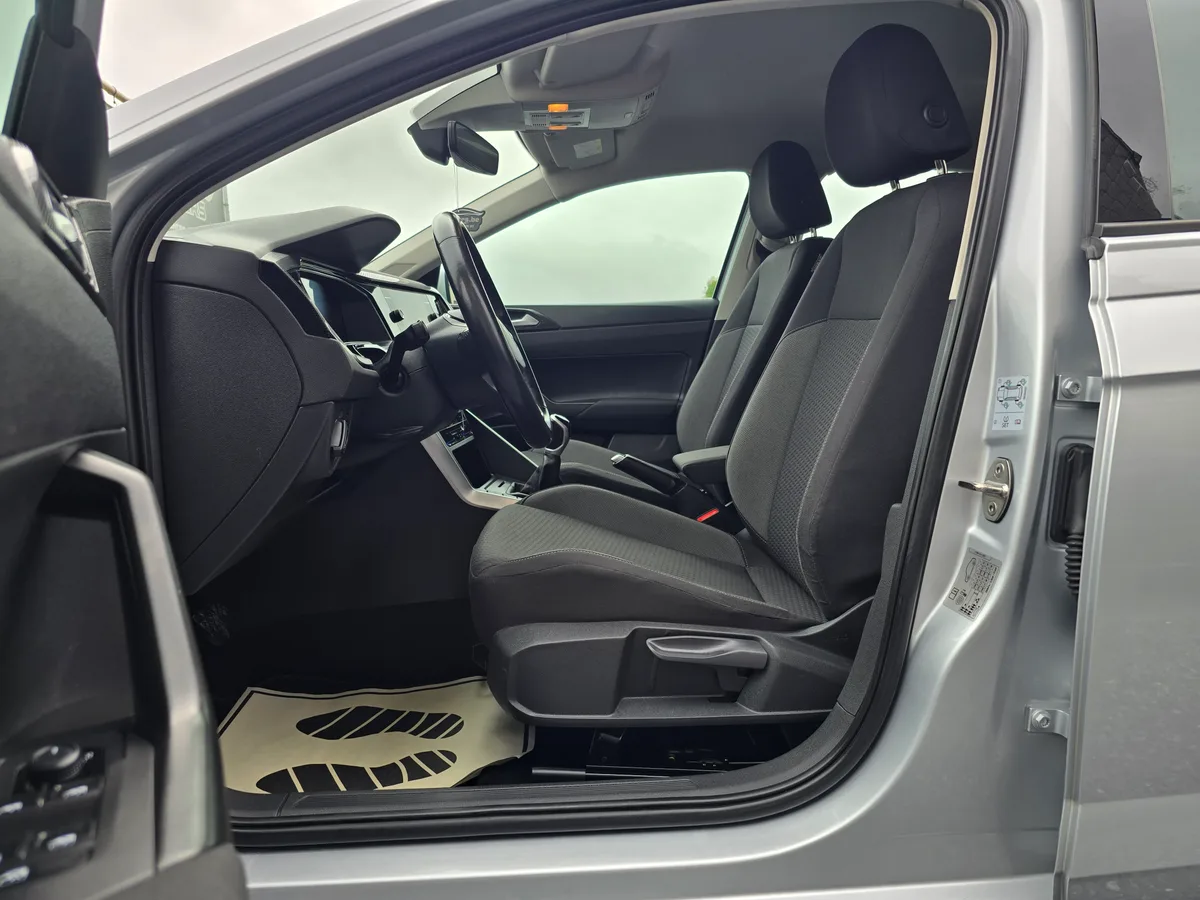 Volkswagen Polo 2023 — photo 4