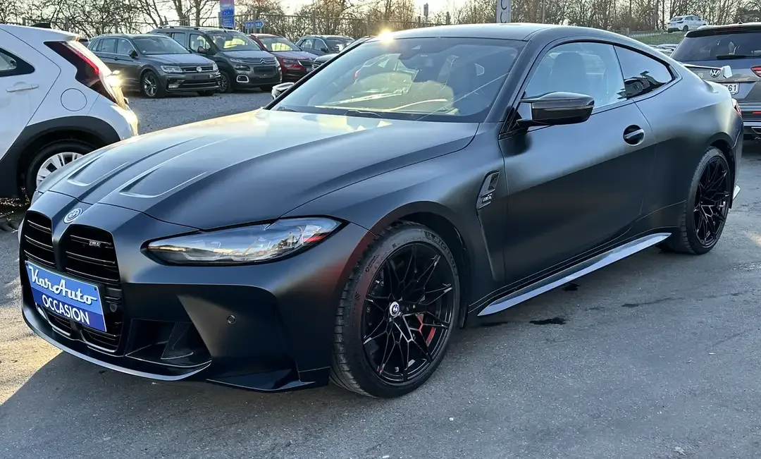 BMW M4 2021 — photo 2