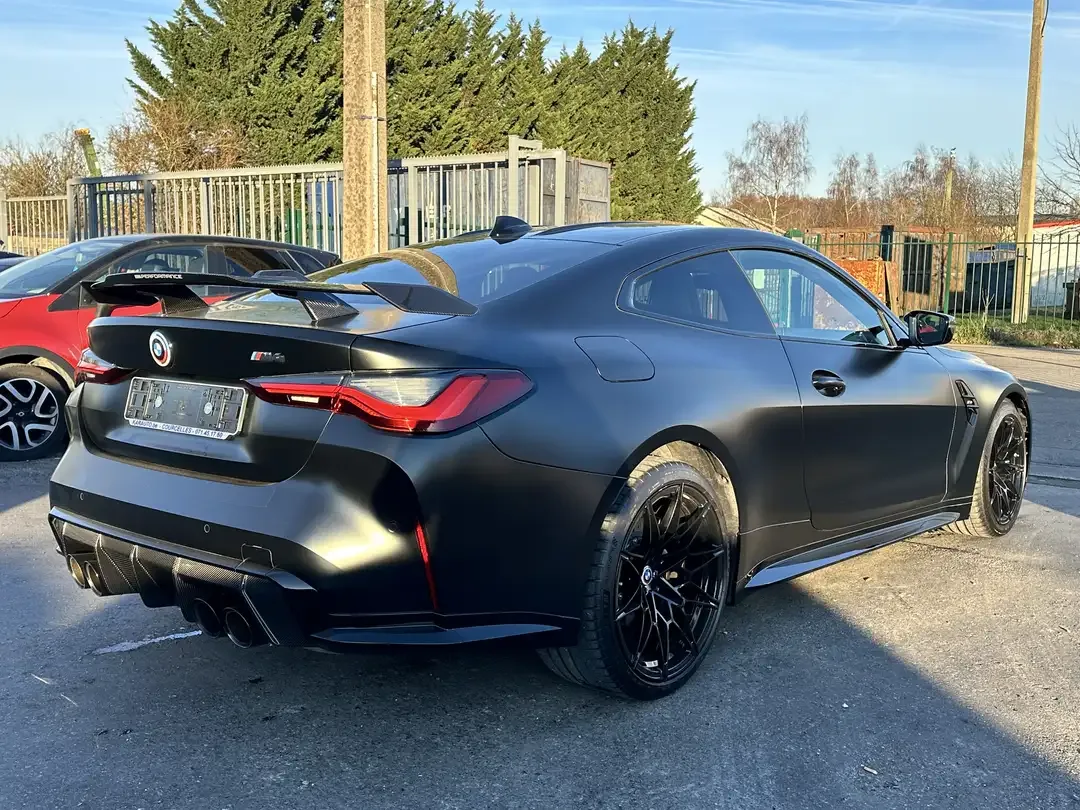 BMW M4 2021 — photo 4