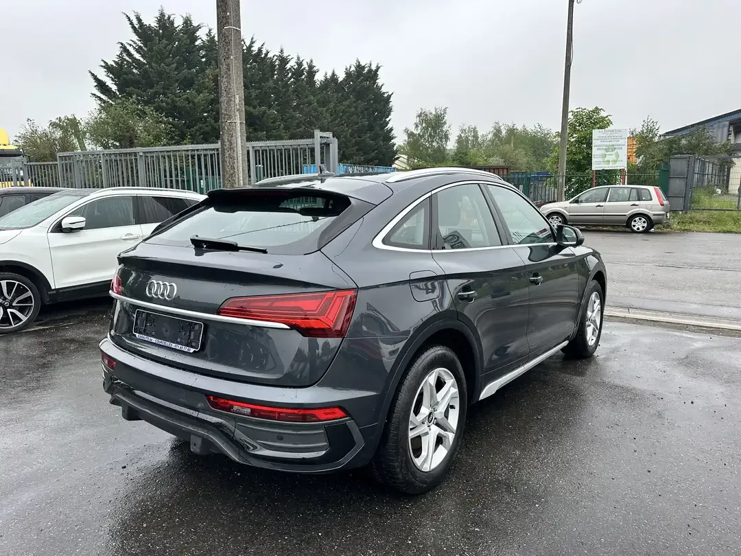 Audi Q5 2022 — photo 4
