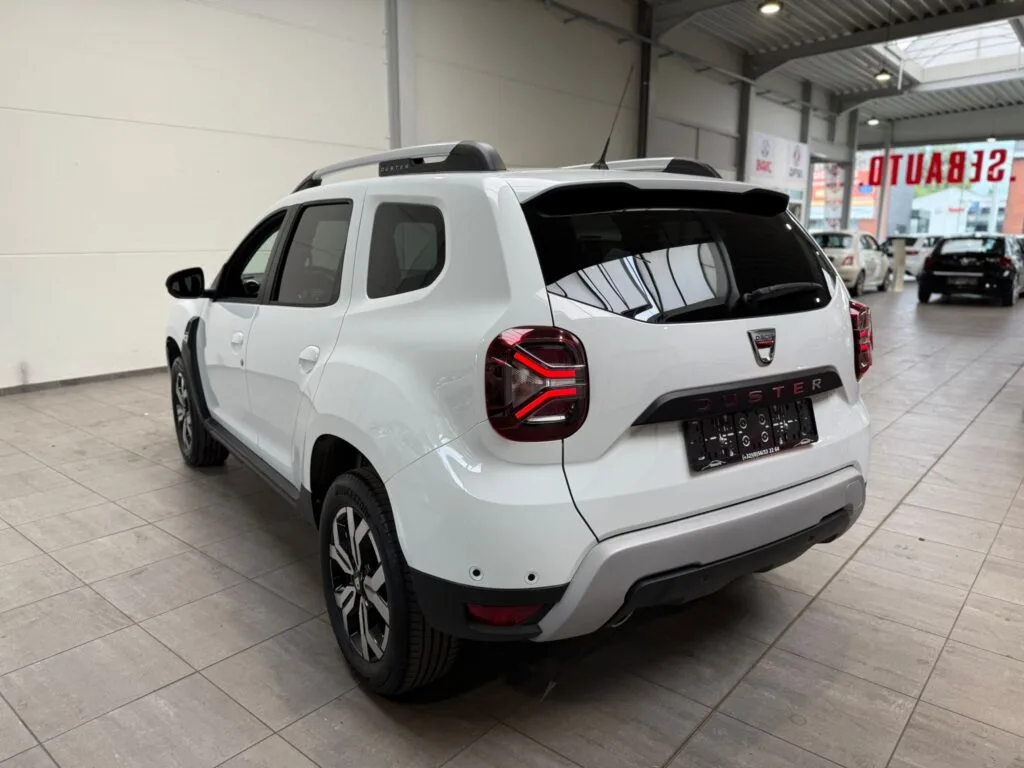 Dacia Duster 2022 — photo 4