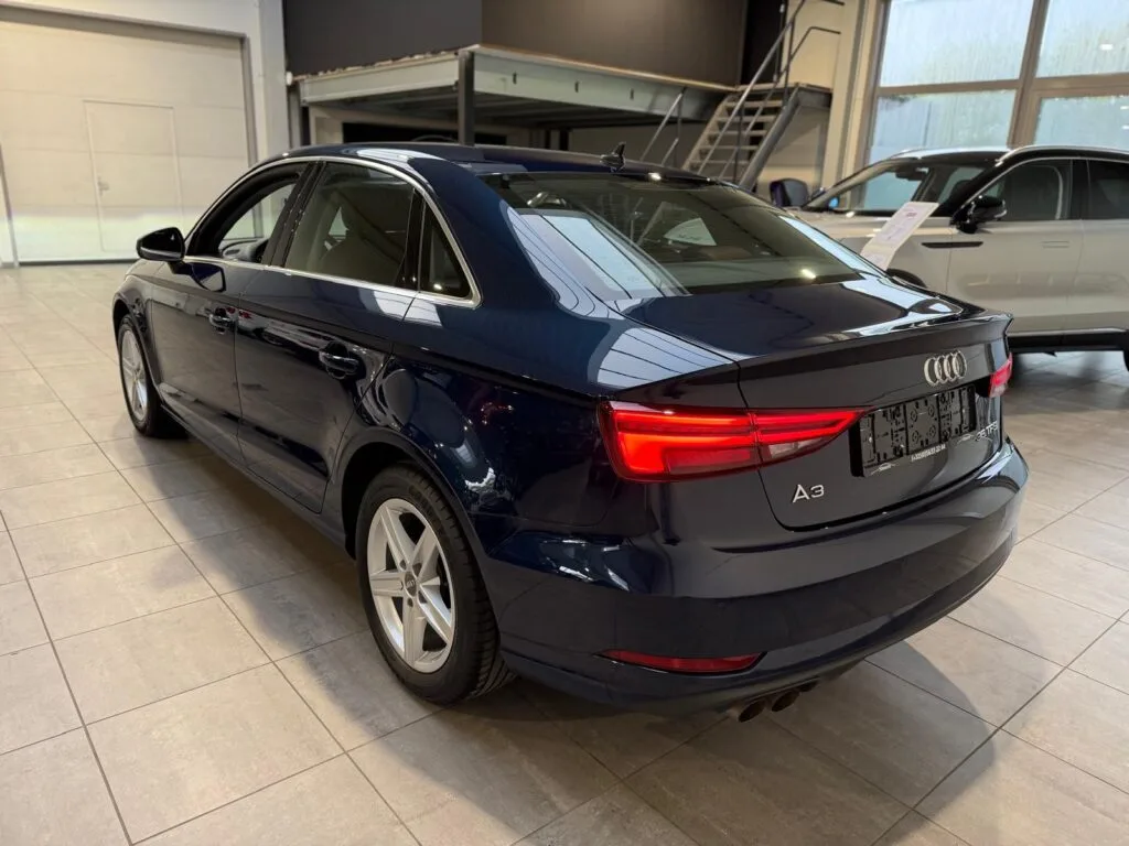 Audi A3 2019 — photo 3
