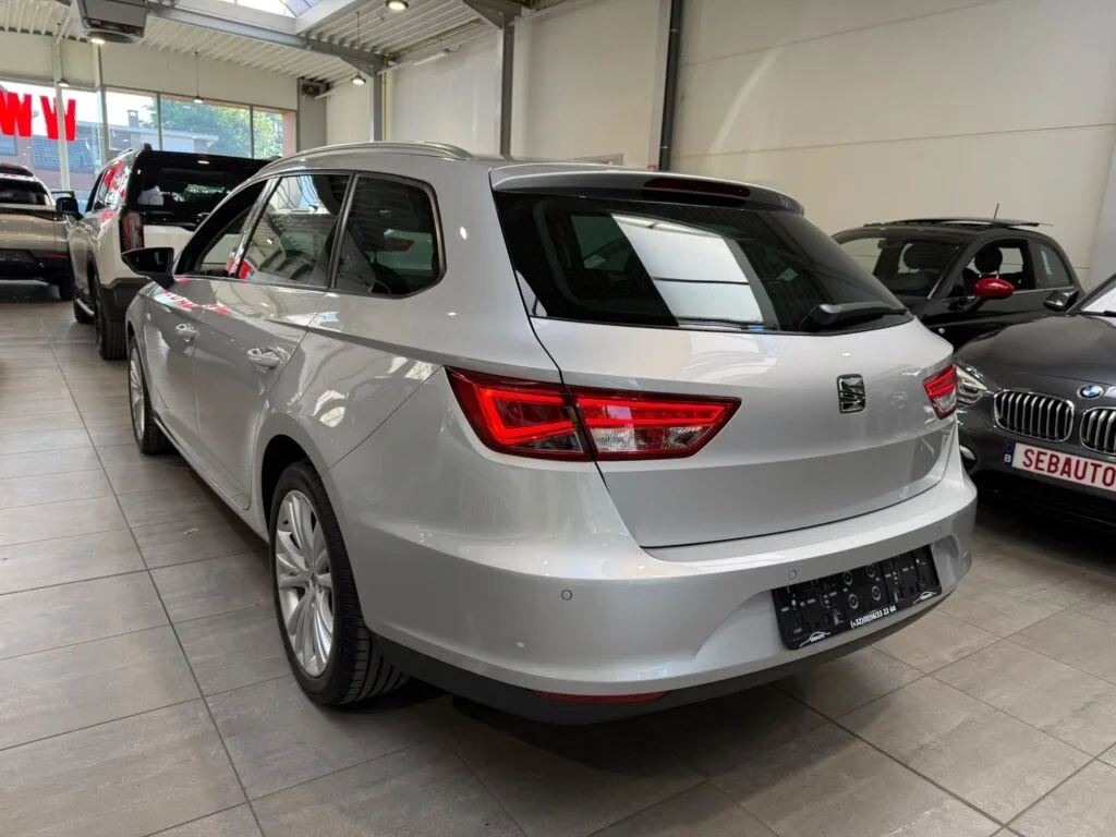 SEAT Leon 2014 — photo 2