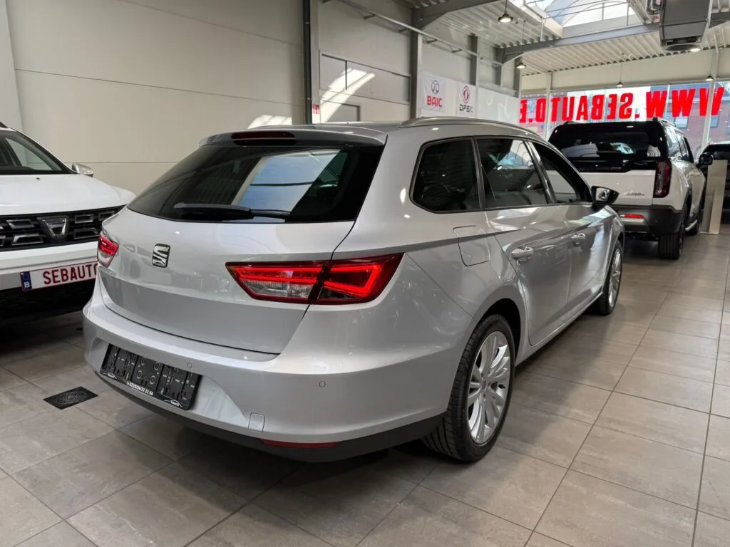 SEAT Leon 2014 — photo 3