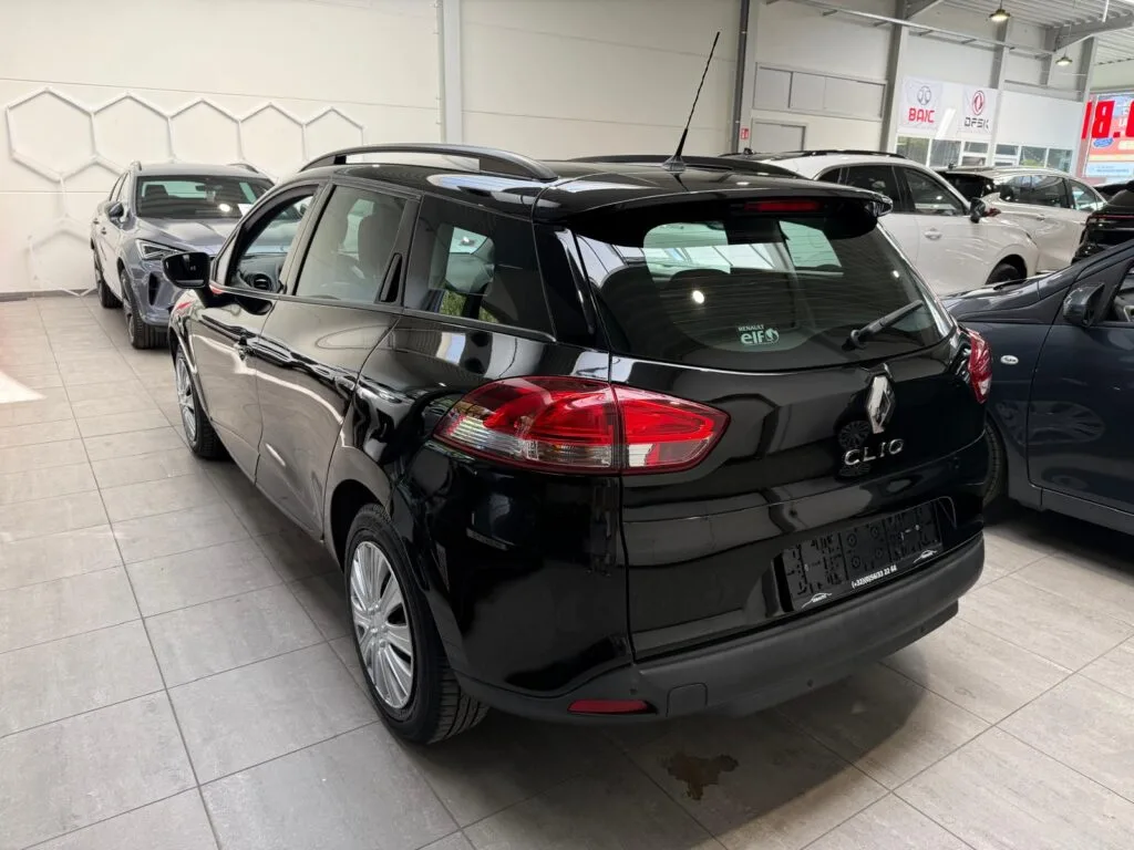 Renault Clio 2019 — photo 2
