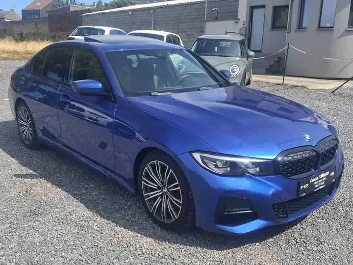 BMW Série 3 2019 — photo 2