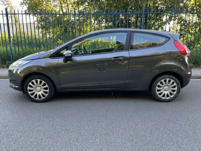 Ford Fiesta 2017 — photo 3
