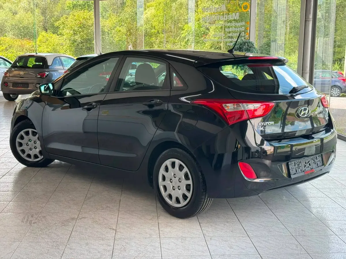 Hyundai I30 2012 — photo 2