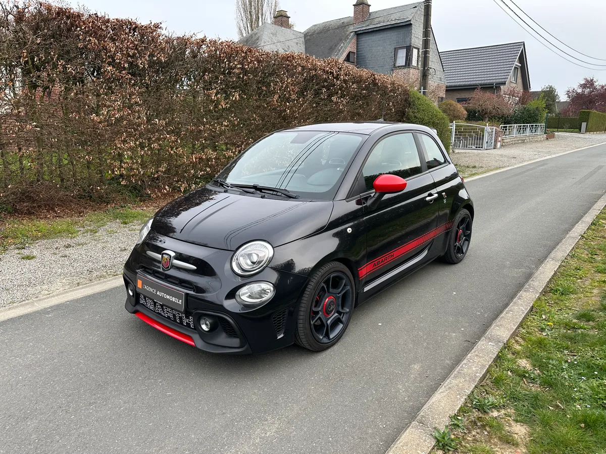 Abarth 595 2019 — photo 1