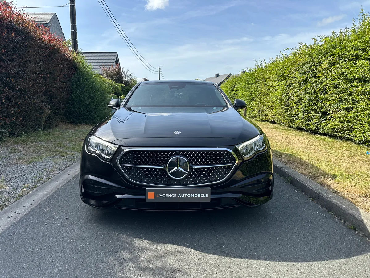 Mercedes-Benz Classe E 2024 — photo 2