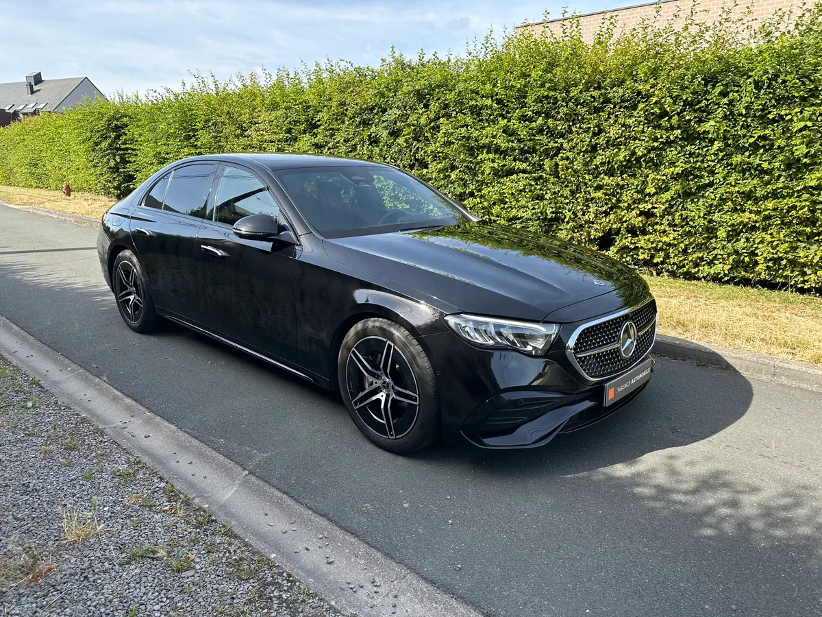 Mercedes-Benz Classe E 2024 — photo 3