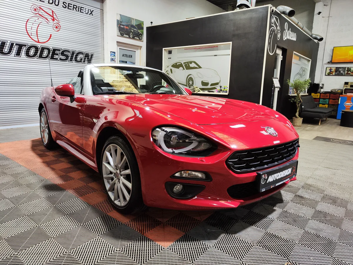 Fiat 124 Spider 2016 — photo 1
