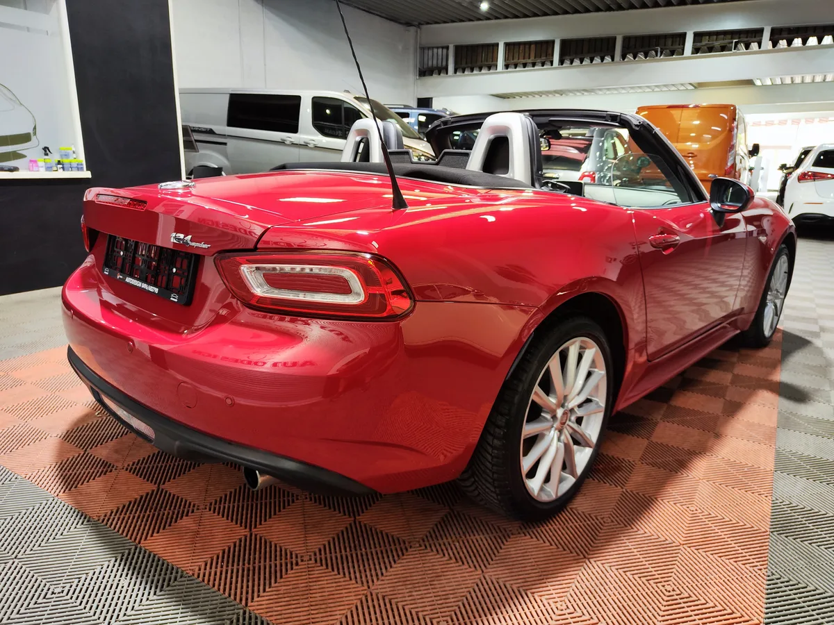 Fiat 124 Spider 2016 — photo 4
