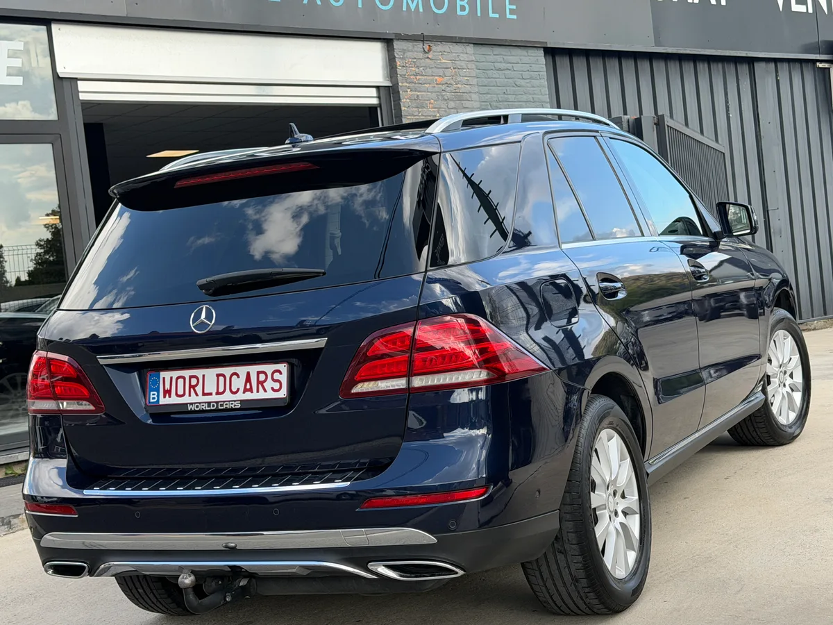 Mercedes-Benz GLE 2016 — photo 4
