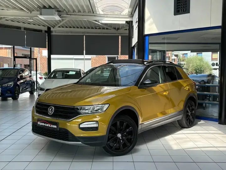 Volkswagen T-Roc 2020 — photo 1