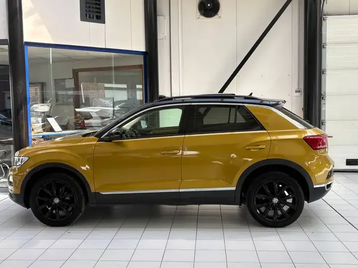 Volkswagen T-Roc 2020 — photo 2