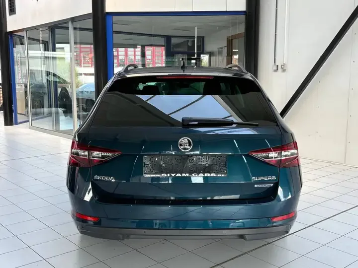 Skoda Superb 2018 — photo 4