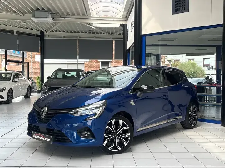 Renault Clio 2019 — photo 1