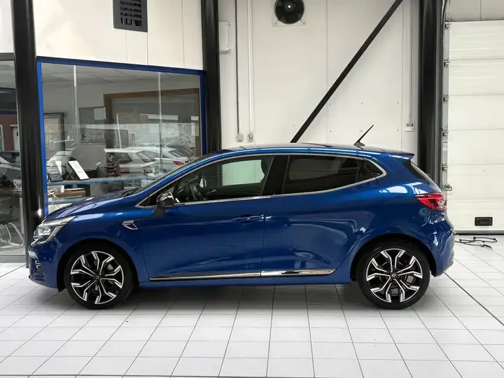 Renault Clio 2019 — photo 2