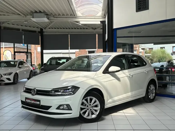 Volkswagen Polo 2018 — photo 1
