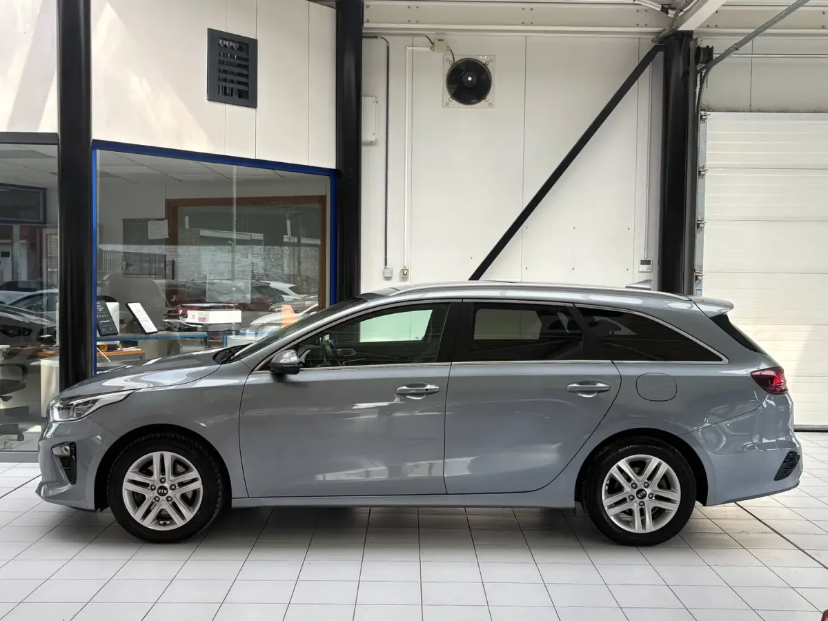 Kia CEED SW 2021 — photo 2