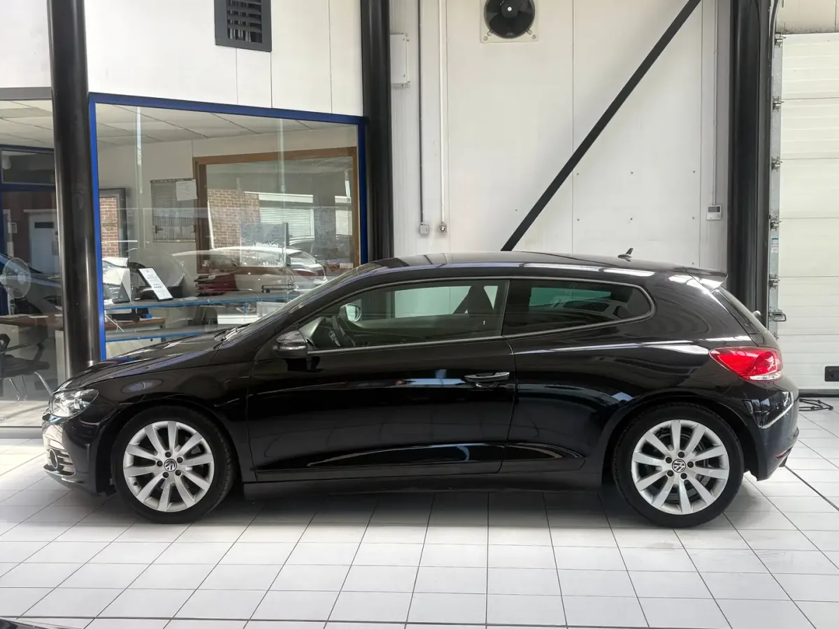 Volkswagen Scirocco 2010 — photo 2