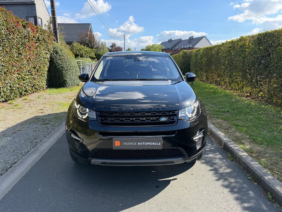 Land Rover Discovery Sport 2018 — photo 2