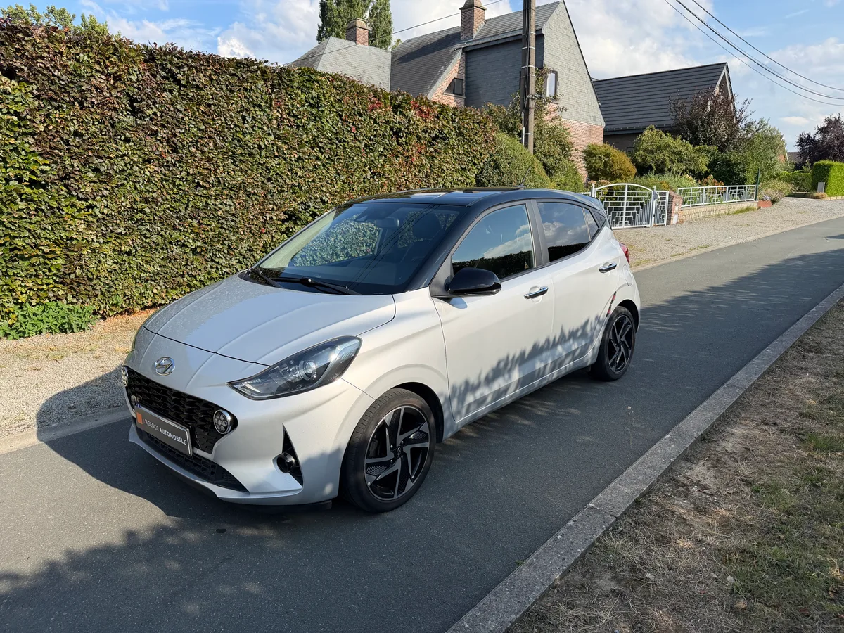 Hyundai i10 2022 — photo 1