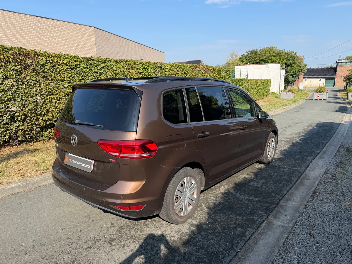 Volkswagen Touran 2017 — photo 4