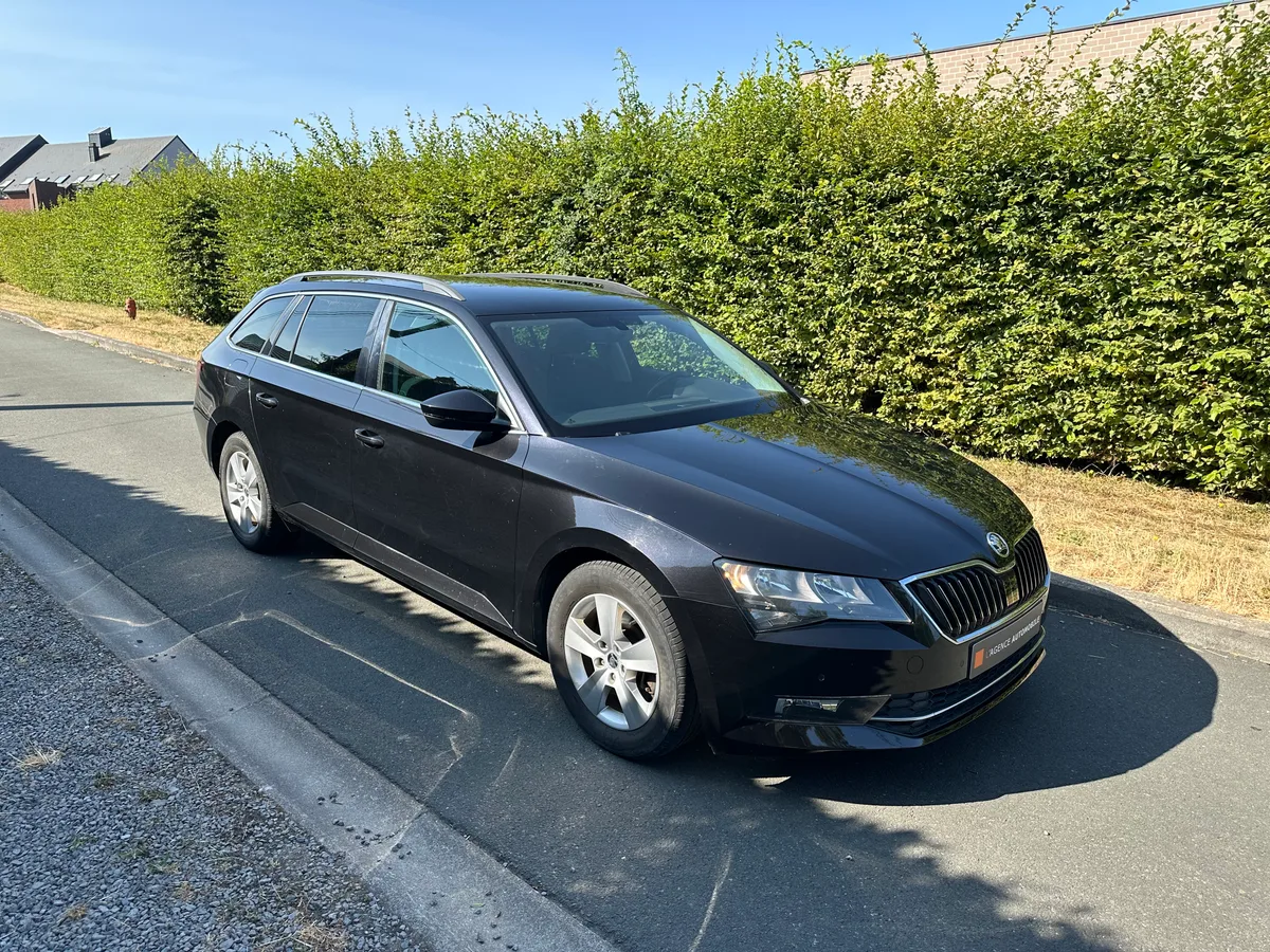 Skoda Superb 2017 — photo 3